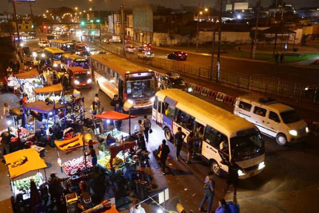 Empresas de transporte público deben otorgar boletos, ya que son comprobantes por utilizar su servicio. Foto: Jesús Saucedo